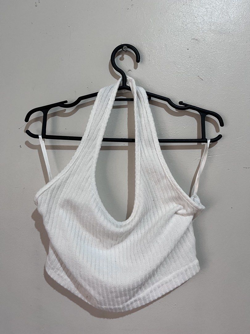 Shein Halter Top (Category: Sleeveless) located in Manila. Submitted by serra_shop (Listing ID 1466118142, Image 1). Description: Shein Size: Small Location: Pampanga Courier: J&T.