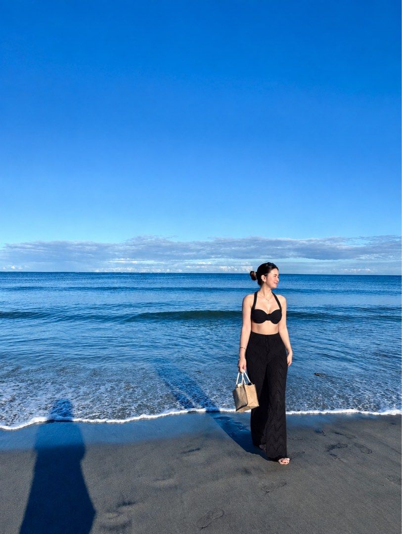 SHEIN KNITTED COVER UP PANTS xs (Category: Bikinis & Swimsuits) located in Quezon City. Submitted by eieenueqyu (Listing ID 1466049612, Image 2). Description: .
