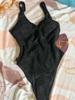 (Category: ) located in . Submitted by em.collection (Listing ID 1465983503, Image 1). Description: .