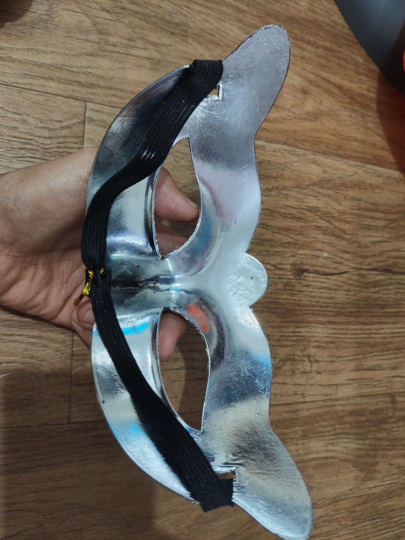 Silver Masquerade Mask (Category: Other Accessories) located in Manila. Submitted by deleonhann57311 (Listing ID 1465954898, Image 3). Description: used for Halloween and events.