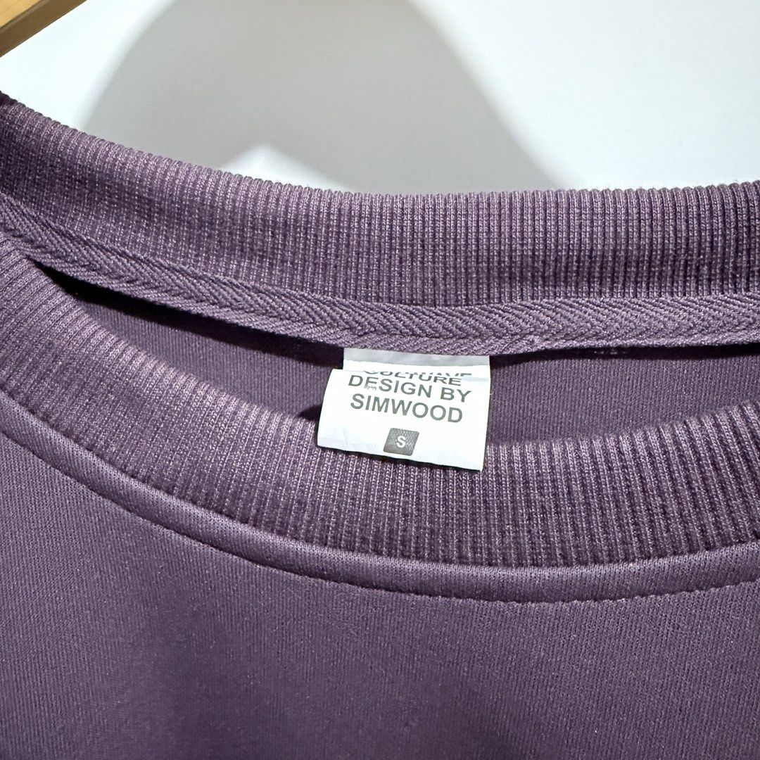 Simwood Purple Crewneck Sweatshirt (Category: Coats, Jackets and Outerwear) located in Pasay City. Submitted by kaikylestrinkets (Listing ID 1466074101, Image 2). Description: ✿ Simwood ✿ S (fits XS-S) ✿ Purple ✿ In very good condition ✿ Unisex.