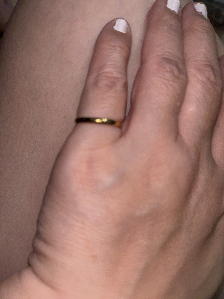 Size 7 gold band ring non tarnish (Category: Rings) located in Manila. Submitted by vintageaccessories (Listing ID 1466118599, Image 2). Description: .