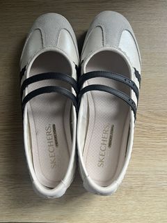(Category: ) located in . Submitted by justine.closet (Listing ID 1465979401, Image 1). Description: .