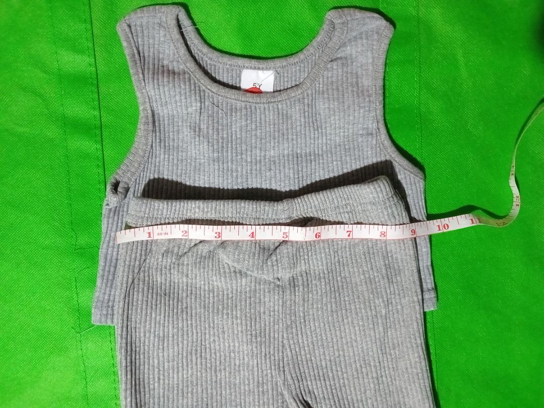 sleeveless top and gartered shorts (Category: Babies & Kids Fashion) located in Quezon City. Submitted by macon0948 (Listing ID 1465998859, Image 2). Description: Php200 per pair/terno . sleeveless top and gartered shorts ideal for 3-4yo.
