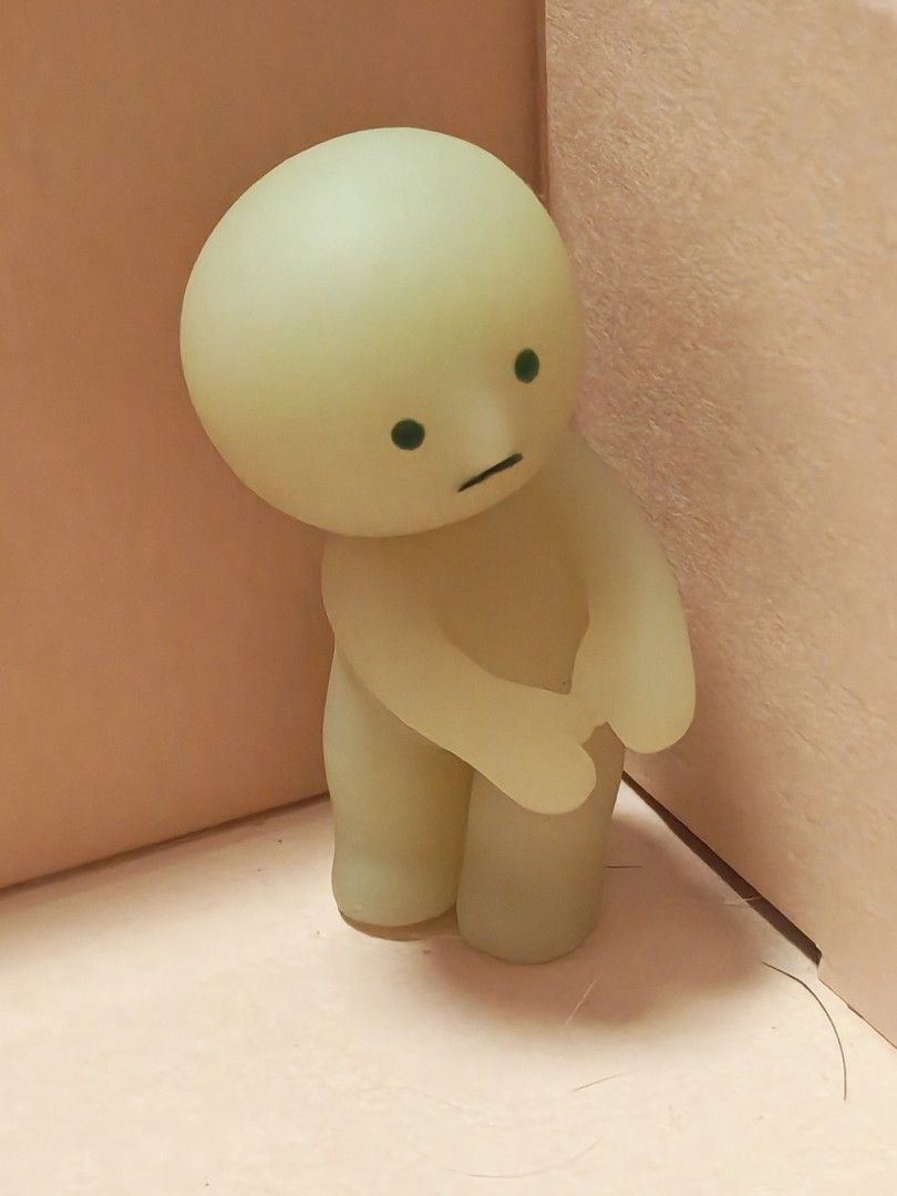 Smiski #4 (Category: Designer & Blind Box Toys) located in Quezon City. Submitted by destashingme (Listing ID 1465967180, Image 1). Description: figure only no box authentic smiski figure, quitting sale.