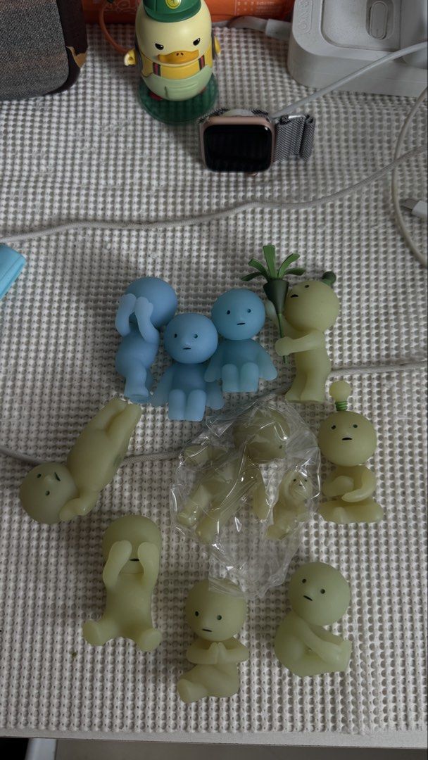 Smiski figures (Category: Designer & Blind Box Toys) located in Caloocan City. Submitted by amanalo.11 (Listing ID 1466022354, Image 2). Description: Smiskis Declutter Selling smiskis for decluttering Photo 1 Discon smiskis : Smiski little - 1200 Headstand - 1k Hiding - 850 Velasquez - 520 Deadlift - 520 Before rest - 520 Sunflower secret - 1500 Photo 2 250 each -Can send more photos and discount if getting more 🙂 -Can do shipping and sdd via la