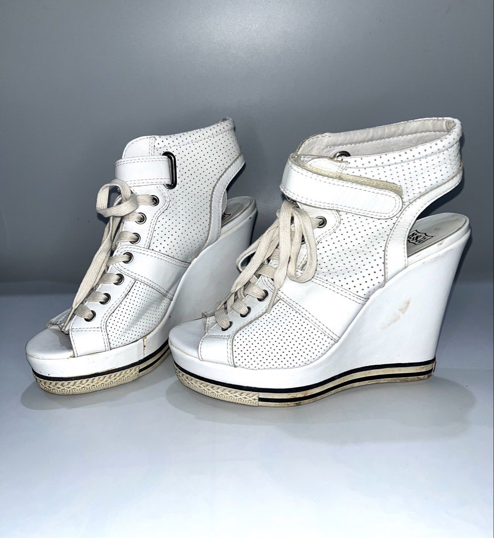 [SOLD] Ash Open Toe Wedge Heels (Category: Wedges) located in Manila. Submitted by kerlythreads (Listing ID 1466033217, Image 2). Description: 🍒 SOLD VIA LOCK PRICE 🍒 Ash Open Toe Wedge Heels ✯ size 41 ✯ 4 inches heel height ✯ issue: scratches and signs of usage 1500 + sf.