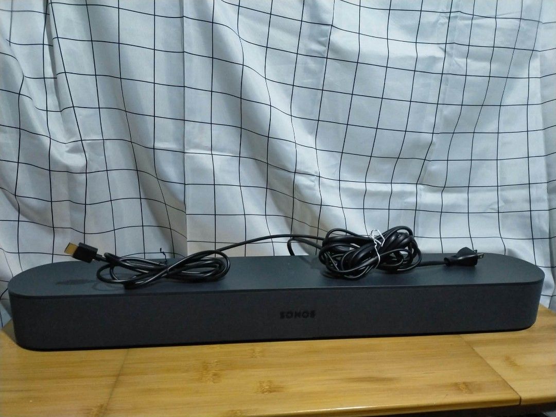 SONOS BEAM M-S14 (gen 1) (Category: Soundbars, Speakers & Amplifiers) located in Caloocan City. Submitted by chani7878 (Listing ID 1466060419, Image 2). Description: sonos beam gen 1 model s14 - price 14999 pack pag per piece 6500 good as new dm for more detail manila area lalamove or meetup mas ok kung meet up para matest need kase sya iconnect sa wifi nyo and need nang sonos application.