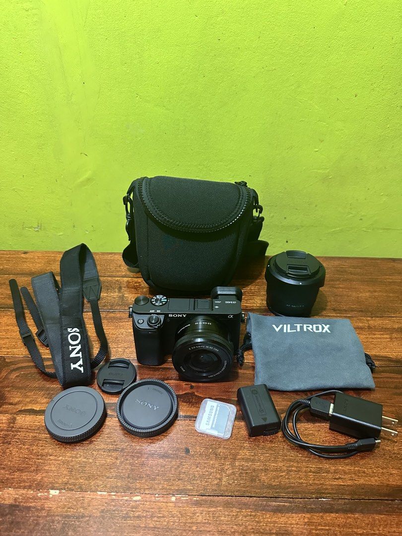 Sony A6400 (Category: Cameras) located in Mandaluyong City. Submitted by zoey199x (Listing ID 1466098597, Image 1). Description: 📸 FOR SALE: SONY A6400 + 16-50MM KIT LENS 💰 ₱36,500 FIRM Shutter count: 10,xxx only! Condition: Unit can still pass as brand new! Inclusions: ✅ Sony A6400 Body ✅ Sony 16-50mm Kit Lens ✅ Sony Charger ✅ Samsung Card Reader ✅ Sony Camera Strap ✅ 1x Original Sony Battery ✅ Camera Bag 🔹 ALSO AVAILABLE: Viltrox AF 56mm f/1