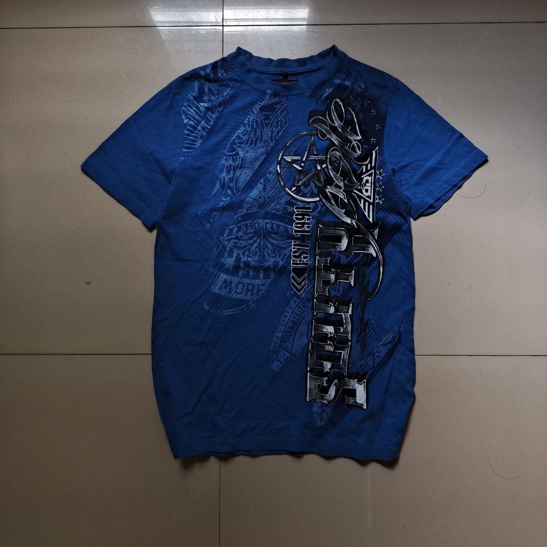 Southpole Premium Graphic Tee (Category: Tshirts & Polo Shirts ) located in Iloilo. Submitted by lizardooo (Listing ID 1465978412, Image 1). Description: - Brand: Southpole - Color: Bright Blue - Size: Medium (Tag size M) - Dimension Width 20" Length 29" - Material: 100% Cotton (Soft fabric) - Design: Large front graphic with 'Southpole Est. 1991' and pentagram star - Fit: Standard fit, short sleeves, crew neck - Condition: Great for casual stree