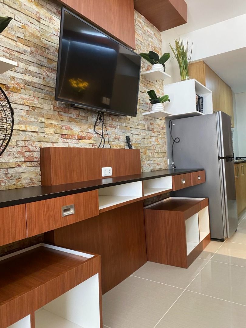 Special 1BR for Sale in Shell Residences (Category: Apartments & Condos) located in Taguig. Submitted by cityassetinc_salesperson (Listing ID 1466060667, Image 3). Description: 🔥𝐅𝐢𝐫𝐞 𝐒𝐀𝐋𝐄🔥 𝗟𝗼𝘄𝗲𝘀𝘁 𝗣𝗿𝗶𝗰𝗲 𝗶𝗻 𝘁𝗵𝗲 𝗠𝗮𝗿𝗸𝗲𝘁!!!! 𝗦𝗵𝗲𝗹𝗹 𝗥𝗲𝘀𝗶𝗱𝗲𝗻𝗰𝗲𝘀 RE-PRICE from 5M 𝗣𝗿𝗼𝗽𝗲𝗿𝘁𝘆 𝗗𝗲𝘁𝗮𝗶𝗹𝘀: ▪︎ Tower C | 239 ▪︎1 bedroom with big balcony ▪︎ Facing pool ▪︎ 44.5 square meter ▪︎ Furnished ▪︎ Fully paid and cle