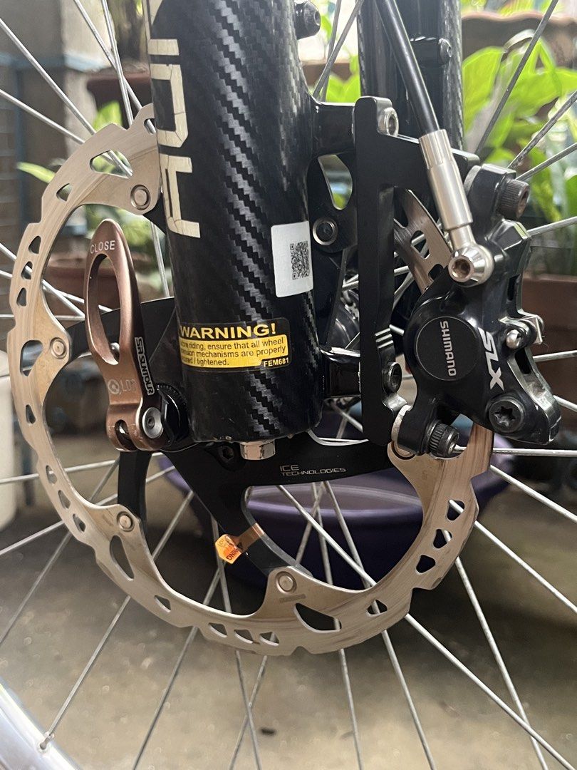 Specialized Enduro bike for sale (Category: Bicycles) located in Manila. Submitted by mightybear_a142c4 (Listing ID 1466149661, Image 3). Description: Bike specs Frame: - 2015 Specialized enduro comp 650b (medium) - non boost - 165mm rear travel - Fox ctd with auto sag Fork: - Suntour auron - Boost - 170mm travel - Suntour fender Cockpit: - aluminium (31.8x40mm) - Keysto handlebar (760mm) - EXA form 900i dropper seat post (150mm) Groupset: - Shim