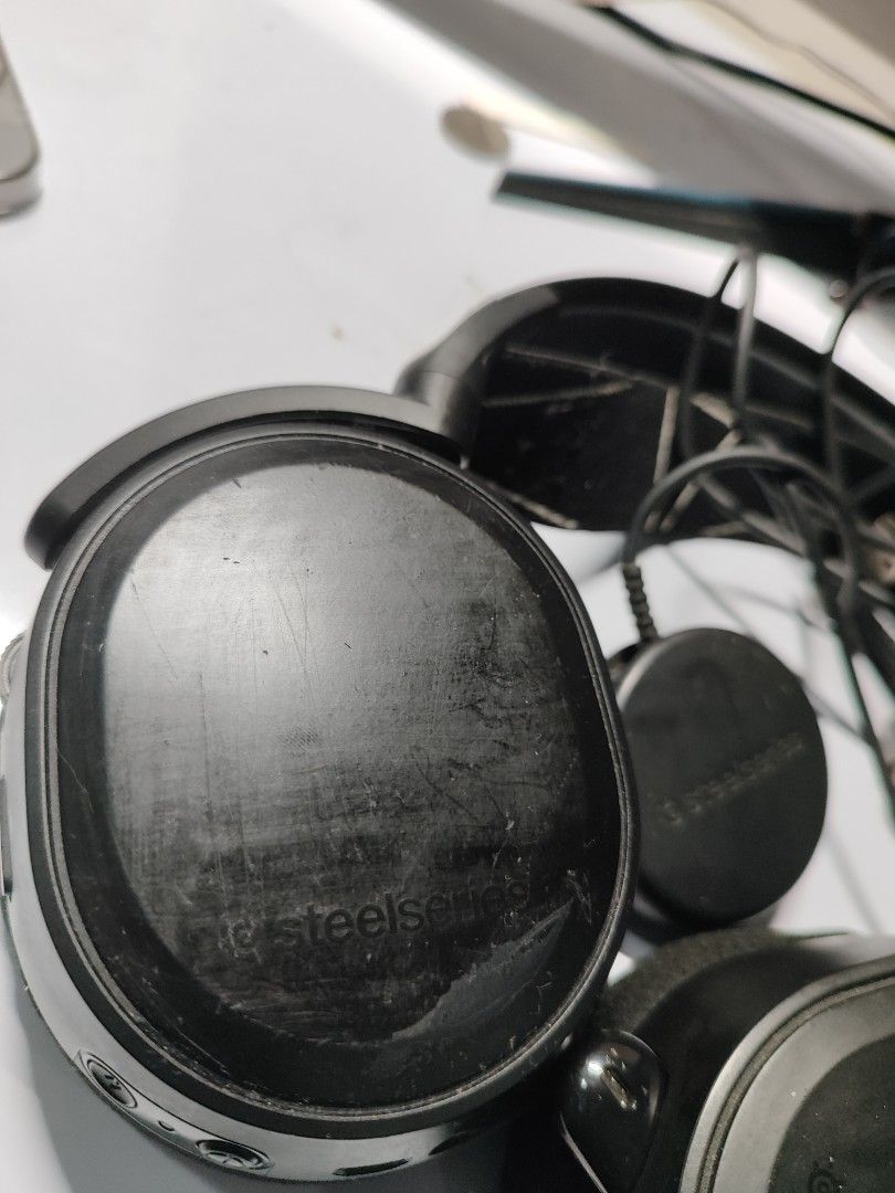 Steelseries Arctis 9 Wireless Headphones (Category: Headphones & Headsets) located in Marikina City. Submitted by spacialaceart (Listing ID 1466086906, Image 2). Description: Steelseries Arctis 9 Wireless Headphones Price is negotiable. Use the offer button! You never know :3 No box No charging cable Charging cable required is Micro USB Visual defect only. The cushion is newly replaced. Long Battery Life Crisp Audio Crisp Microphone RFS: I use th