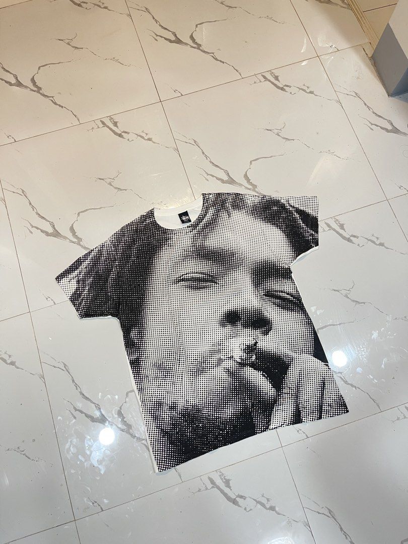 Stüssy peter tosh (Category: Tshirts & Polo Shirts ) located in Cagayan de Oro. Submitted by c2_archive (Listing ID 1466039974, Image 1). Description: STUSSY PETTER TOSH (Y2K TAG) 💎💎 -WHITE VARIANT RARE COLOR SA PEICE -MONEYDIMES -AUTHENTIC LEGIT •SIZE DIMES 23x29 •CONDITION EXCELLENT •COLOR RATE 9.5/10 •ISSUE- ❌❌ MINE:5,300+ sf NEGO.