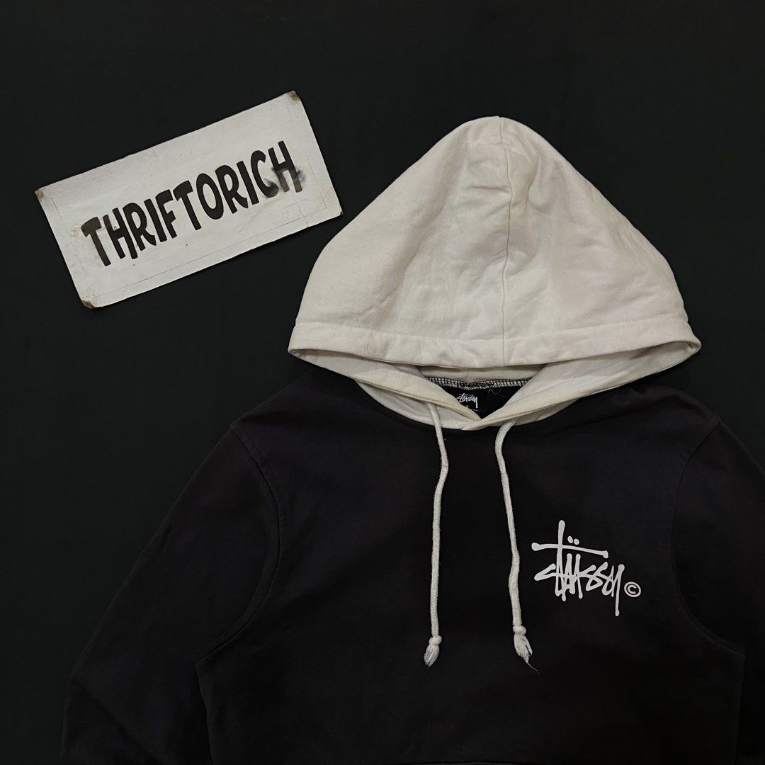 STUSSY BASIC LOGO TWOTONE HOODIE (Category: Hoodies) located in Manila. Submitted by ivan_carbungco (Listing ID 1466133420, Image 2). Description: STUSSY BASIC LOGO TWOTONE HOODIE 20 by 25 GOOD CONDITION NEED WASH 800 CLAIM.