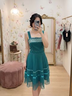 (Category: ) located in . Submitted by kimbeegals (Listing ID 1464999237, Image 1). Description: .