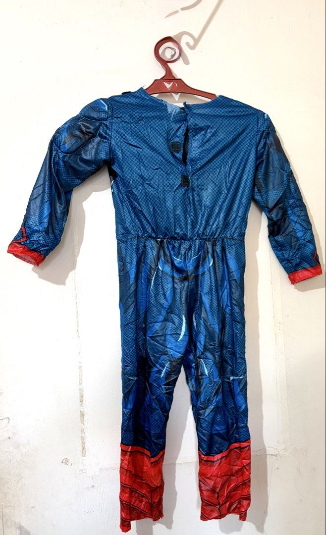 Superman Kids Costume (Category: Babies & Kids Fashion) located in Mandaluyong City. Submitted by michgrayb.Enterprise (Listing ID 1466106854, Image 2). Description: Superman Outfit 4-5y with kapa .