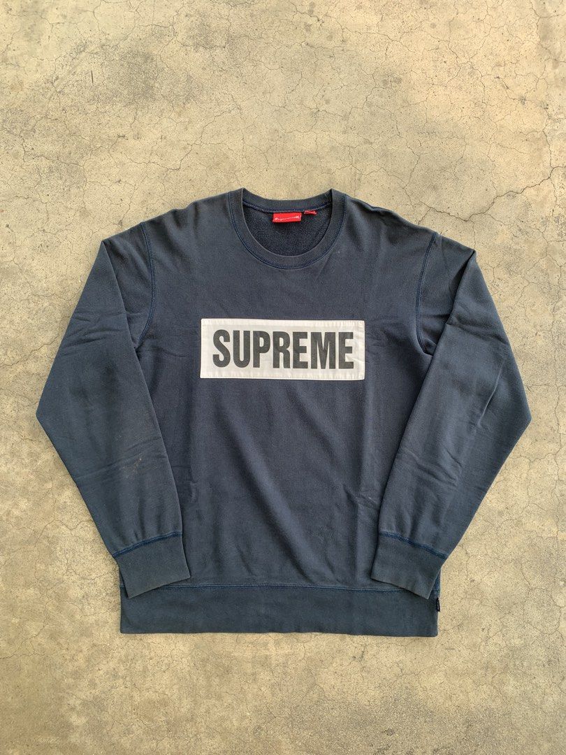 Supreme Longsleeve (Category: Coats, Jackets and Outerwear) located in Manila. Submitted by gudthriftby.la (Listing ID 1466020033, Image 1). Description: (Good Condition) Size: Extra Large Measurements Length: 30 Width: 22 Sleeve: 26 MOP: GCASH / MOD: J&T & LBC 🚚 Located: Sta Ana Manila, Philippines 🇵🇭 DM TO PURCHASE! 📩.