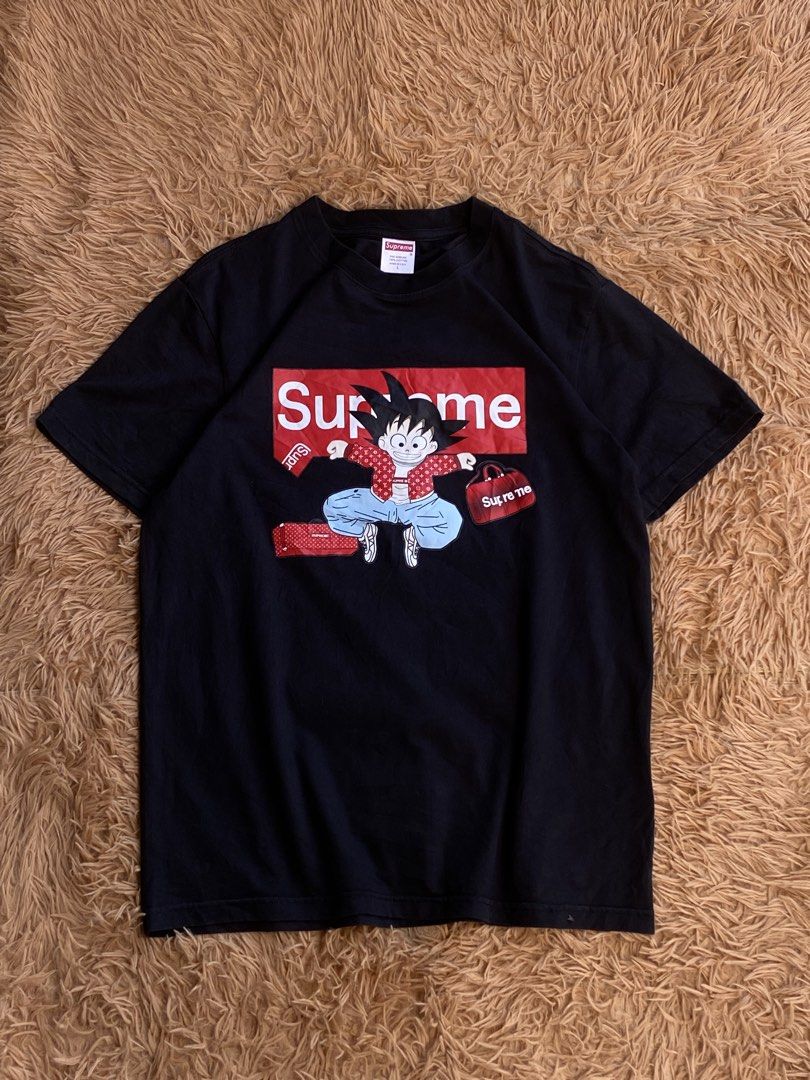 Supreme x dragon ball (Category: Tshirts & Polo Shirts ) located in Manila. Submitted by raversantos (Listing ID 1465988819, Image 1). Description: W-21 L-28 No issue Color rate 10/10 Excellent condition.
