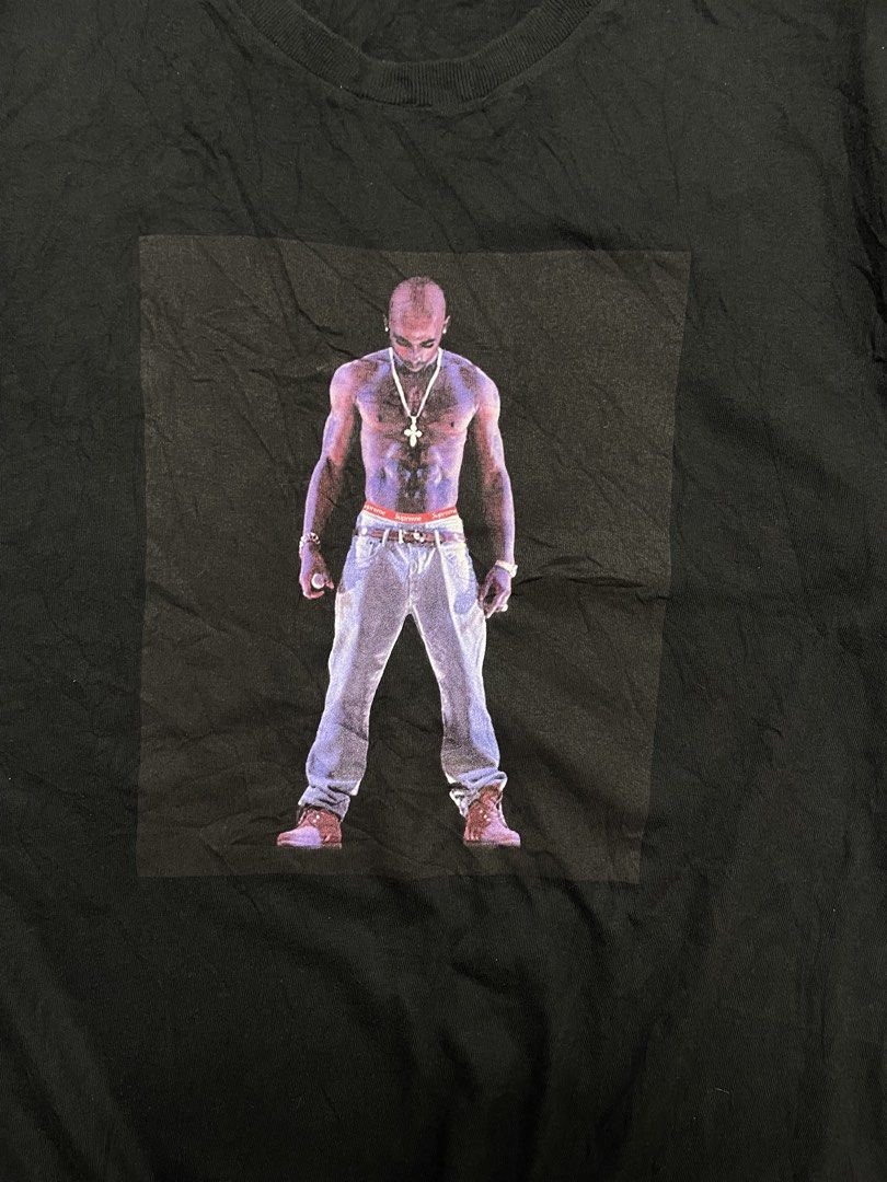 Supreme x tupac box logo tee (Category: Activewear) located in Urdaneta. Submitted by northdrops_asian (Listing ID 1466005917, Image 2). Description: Excellent condition .
