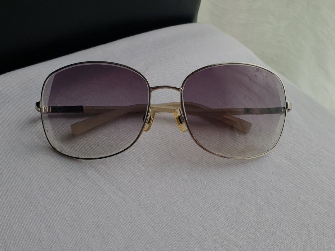 Swarovski Diamond Cut Sunglasses (Category: Sunglasses & Eyewear) located in Quezon City. Submitted by WasalakTwo (Listing ID 1466150707, Image 3). Description: Bought in Japan Made in Italy Authentic Excellent condition Open for delivery nationwide.