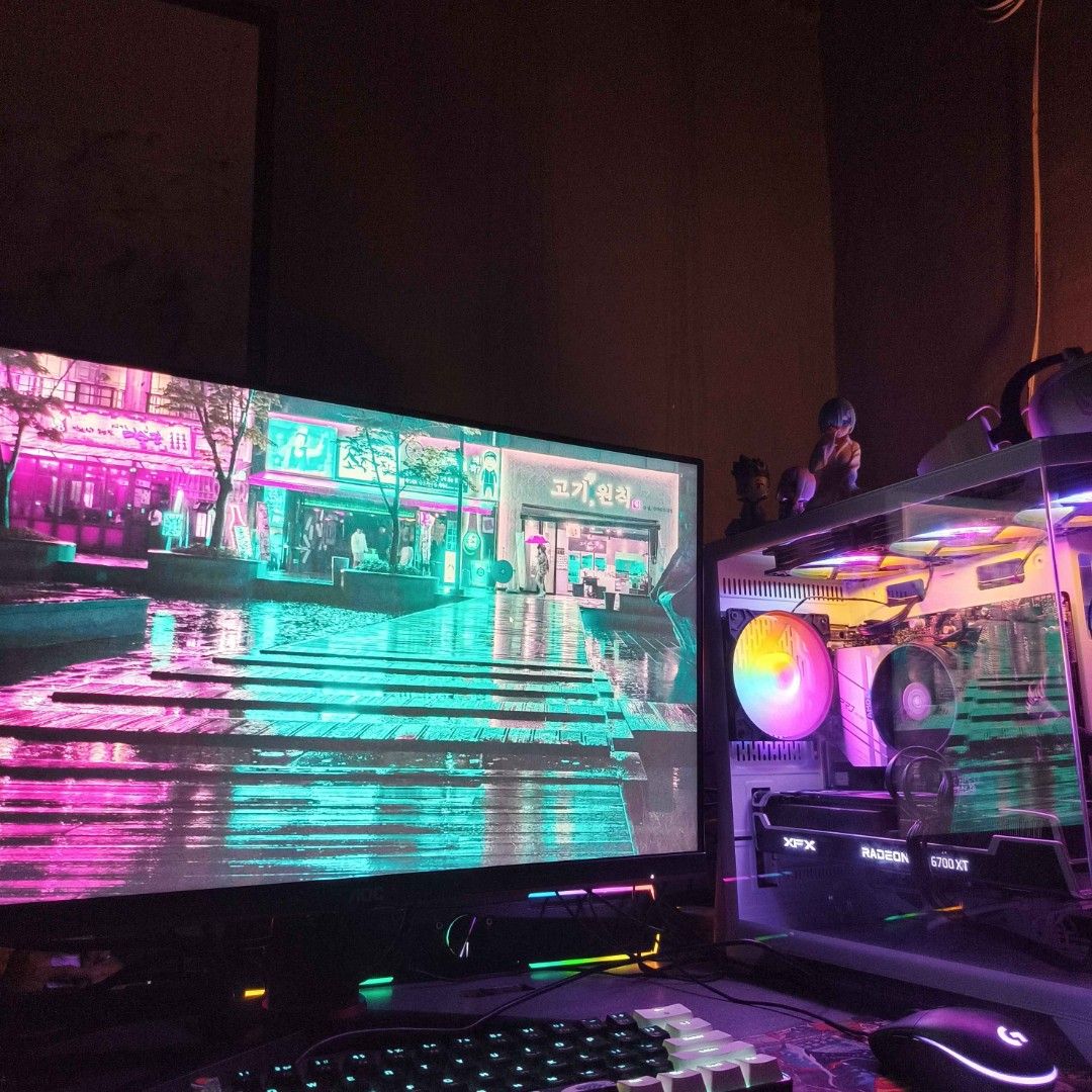System Unit (Category: Desktops) located in Manila. Submitted by emsantonio2 (Listing ID 1466112816, Image 1). Description: Mobo: Asrock B550 with box Proci: Ryzen 5 5600g with box Ram: 8gb 2600 2x with box PSU: Antec 650 watts 80+ bronze with box GPU: Rx 6600 Storage: 1tb CPU Case: Coolman Spectra with box Periperhals: Monitor: Viewpoint 144hz with box and warranty aquired 1 month ago Mouse: Logitec G102 with box Price: P47,000 (nego) Add ons: E