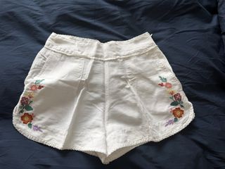 (Category: ) located in . Submitted by lynne_01 (Listing ID 1465963478, Image 1). Description: .