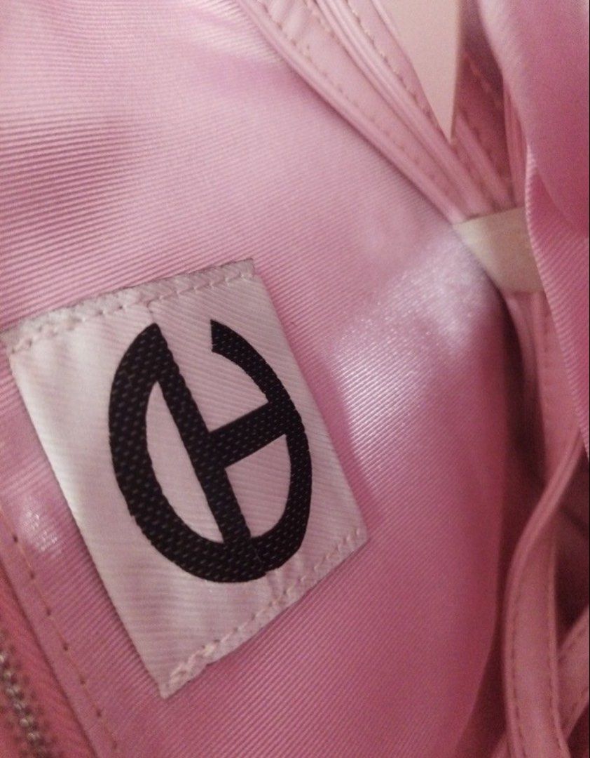 Telfar Pink Sling Bag (Category: Shoulder Bags) located in Manila. Submitted by its4a (Listing ID 1466093078, Image 3). Description: - good as new - used once only - can send more pics - no issues.