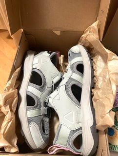 （分類：）位於 。 由 lynlynaustria 提交（商品編號 1466057111，圖片 1）。簡介： 。