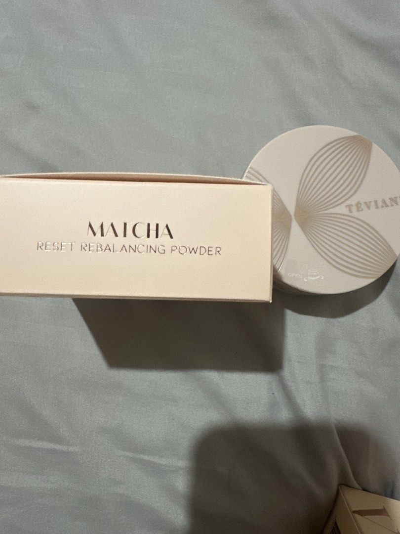Teviant Skin Master Loose Powder - Matcha (Category: Makeup) located in Davao. Submitted by krau_ (Listing ID 1465968027, Image 3). Description: Brand new and sealed with box Still avaialble for sale at Teviant for 695! RFS: Duplicate .