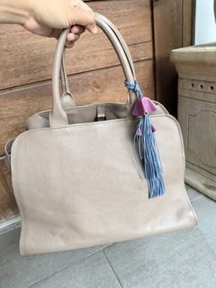 (Kategori: ) berada di . Dikirim oleh preloved_byzz (ID iklan 1466060141, Gambar 1). Deskripsi: .