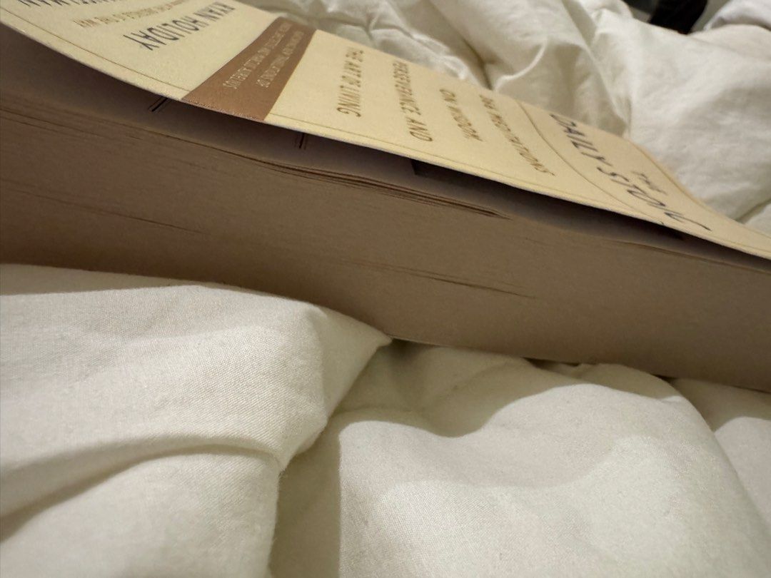 The Daily Stoic by Ryan Holiday (Category: Storybooks) located in Quezon City. Submitted by lynylynn (Listing ID 1466118259, Image 2). Description: Rfs. Not the copy i wanted.