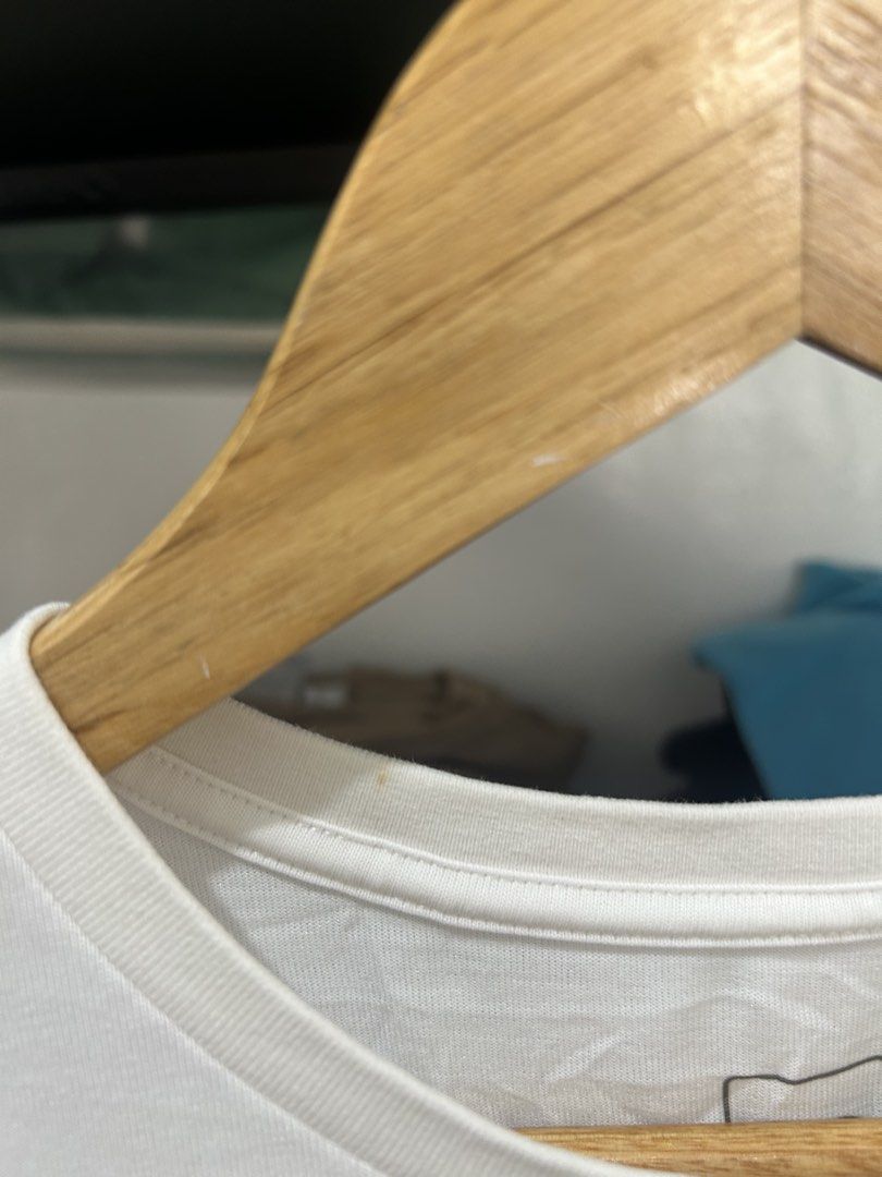 The north face shirt (Category: Shirts) located in Cavite. Submitted by arvinroderos (Listing ID 1466017309, Image 3). Description: Tnf shirt 17x22 excellent condition 400.