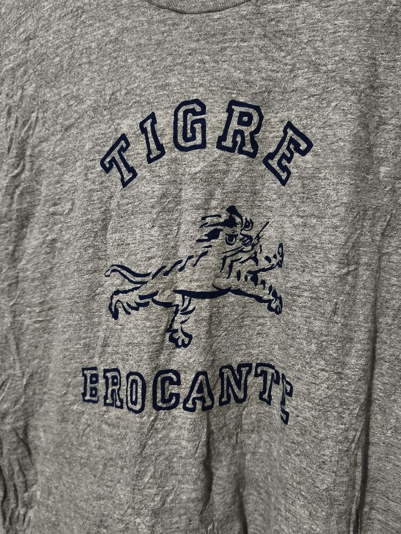 TIGRE BROCANTE JAPAN (Category: Tshirts & Polo Shirts ) located in Pandi. Submitted by rhaine.2zz (Listing ID 1466118231, Image 2). Description: TIGRE BROCANTE JAPAN EXCELLENT CONDITION JAPANESE'S FABRIC 20/26 SMALL ON TAG NO ISSUE 10/10 COLOR RATE.