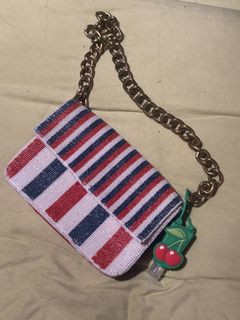 (Category: ) located in . Submitted by bettinab27 (Listing ID 1466016478, Image 1). Description: .