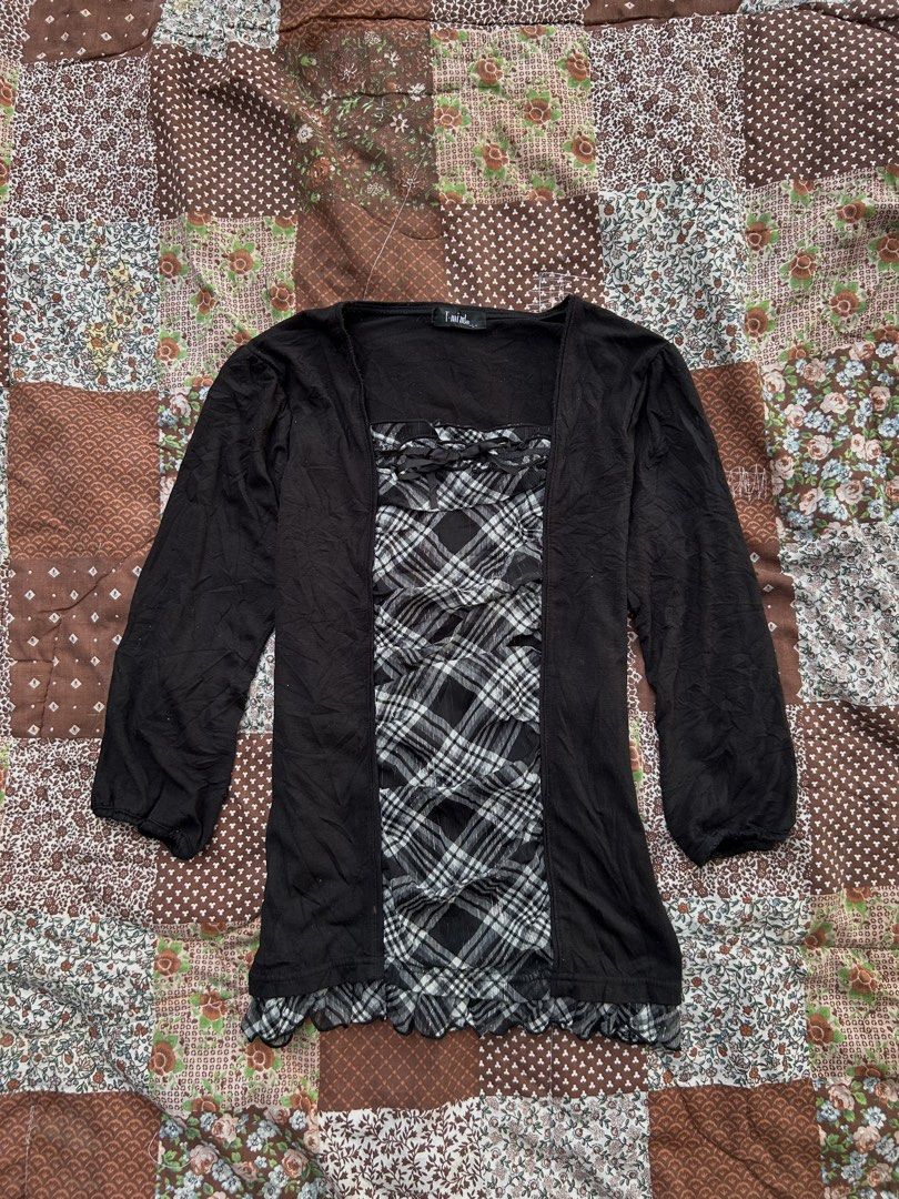 T-MiND japan horror protagonist milkmaid (Category: Blouses) located in Butuan. Submitted by kittyfinds444 (Listing ID 1466044394, Image 1). Description: • size: large • bought from japan arrivals. • lowballers will be ignored. not selling it for lower price. willing to keep! •please check the photos before claiming. do not offer if unsure & still canvasing. we don’t accept unsure offers unless it’s paid to avoid conflicts. .