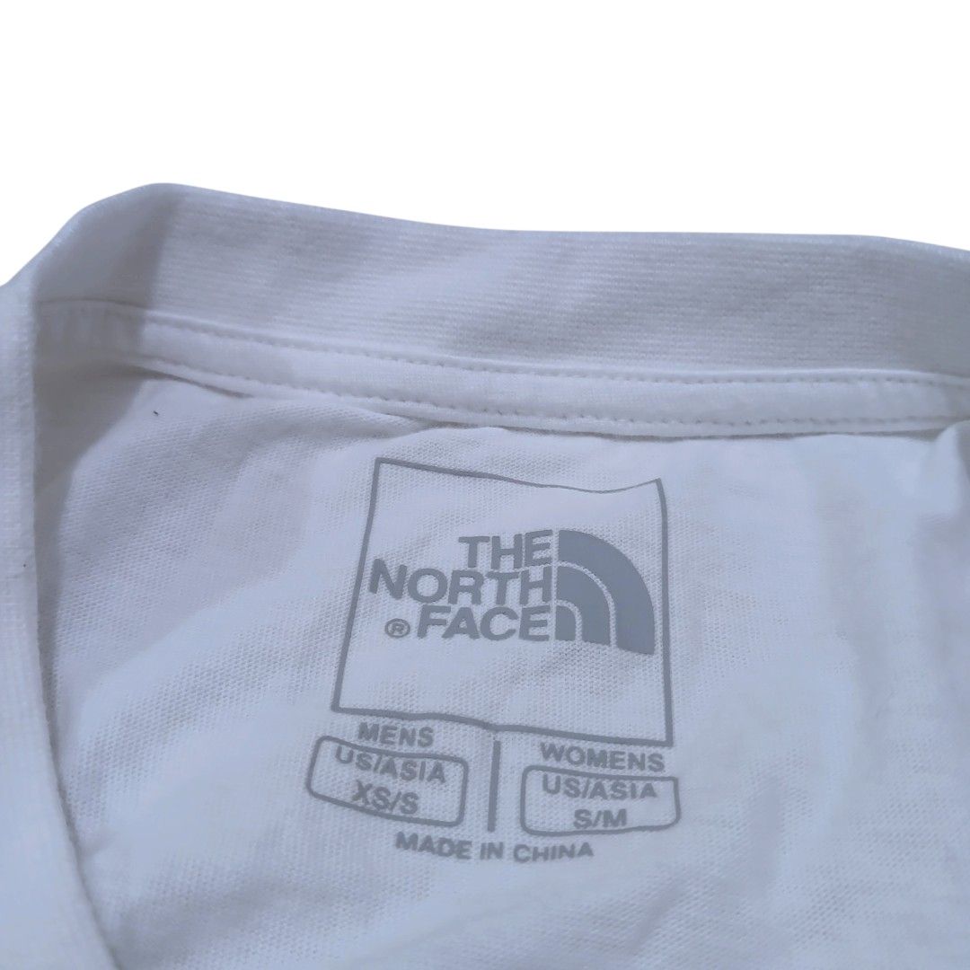 TNF Flashdry Shirt (Category: Tshirts & Polo Shirts ) located in Iloilo. Submitted by wearmovement.ilo (Listing ID 1466094983, Image 3). Description: TNF Flashdry Shirt White Color Rate 10/10 Size Medium Men's Dimensions 19.5 Width x 26.5 Length Excellent Condition / Quick Dry DM 📩📩📩 _______Disclaimer________ All brand names and trademarks belong to their respective owners and are used for identification only. We are not affiliated with or end