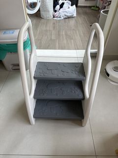(Category: ) located in . Submitted by beatriice.wong@gmail.com (Listing ID 1465999180, Image 1). Description: .