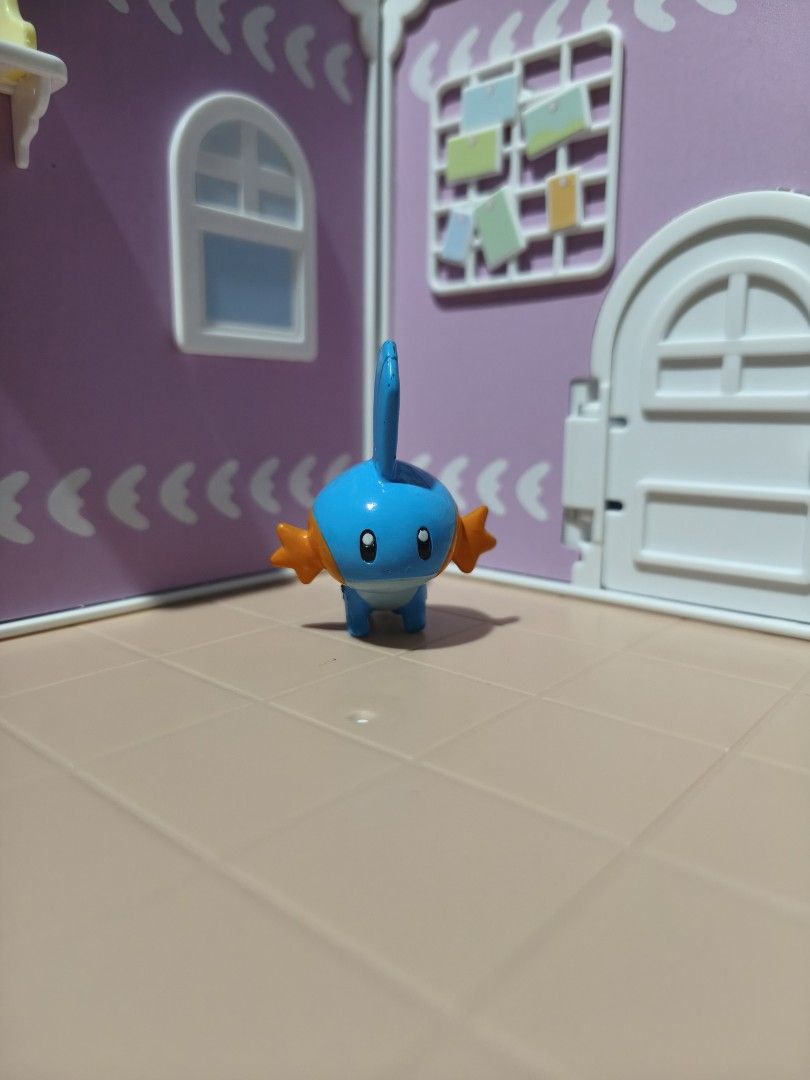 TOMY Pokemon Figure - Mudkip (Category: Action & Battle Toys) located in Taguig. Submitted by lilrootshop (Listing ID 1466101615, Image 1). Description: ***Crossposted*** Price: 350 AUTHENTIC Pass sa lowballers! First to pay basis. No COD. For item reservation, a down payment of 50% or 100 pesos (whichever is less) is required. Down payment is non-refundable. One month reservation only. Location: Taguig (near BGC) MOP: GCash / Maya / GoTyme.
