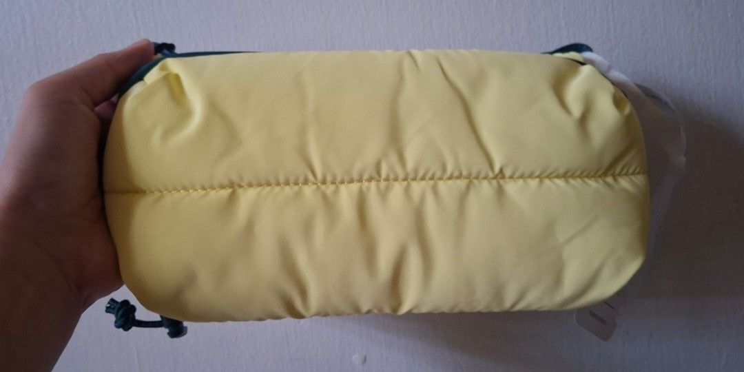 Topologie Bottle Sacoche (Category: Everything Else Others) located in Manila. Submitted by trizshop (Listing ID 1466031673, Image 2). Description: Topologie Bottle Sacoche Medium Yellow Canary Bag only.