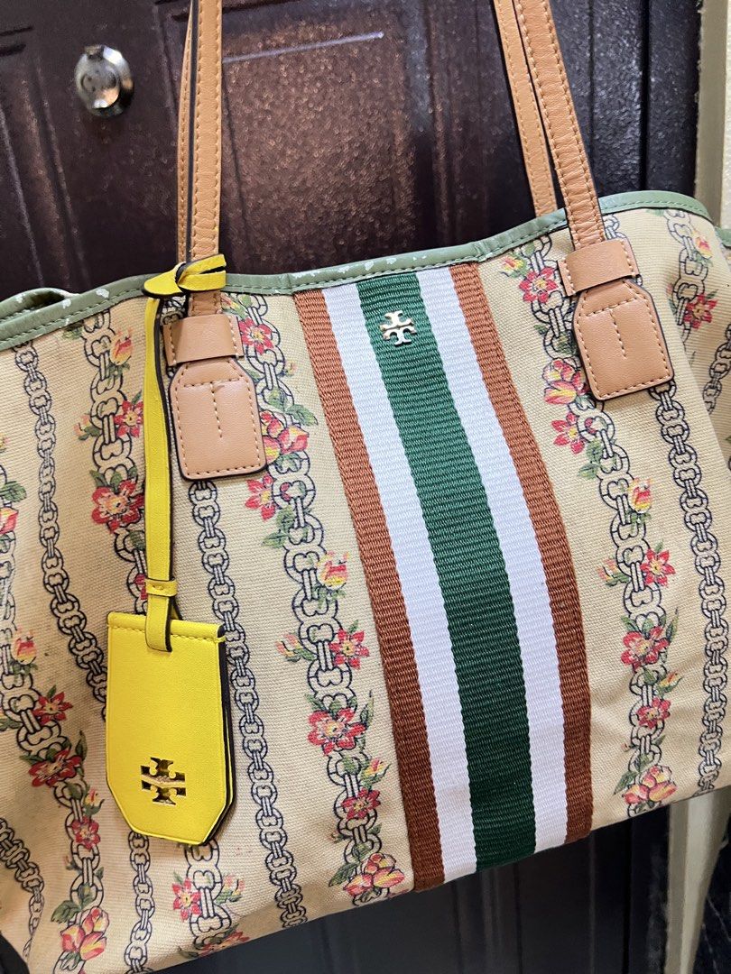 Tory Burch Tote Project Bag (Category: Tote Bags) located in Manila. Submitted by colineb (Listing ID 1466002463, Image 2). Description: Project bag.