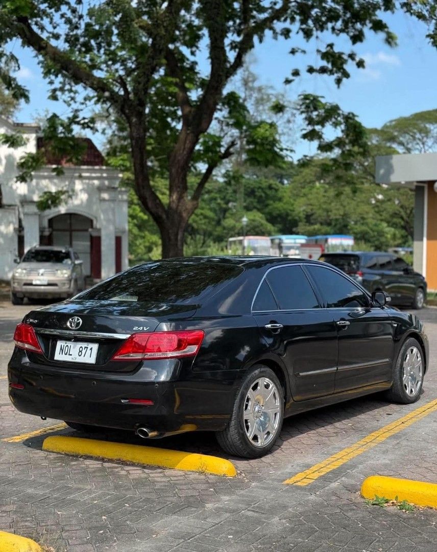 Toyota Camry 2.4 (A) (Category: New Cars) located in Manila. Submitted by pct.selling (Listing ID 1466136500, Image 3). Description: Toyota Camry 2010 2.4 V variant push start Automatic transmission 100k plus legit odo Power seats Leather seats Android head unit Complete papers Registered 2027 New set of mags and tires.