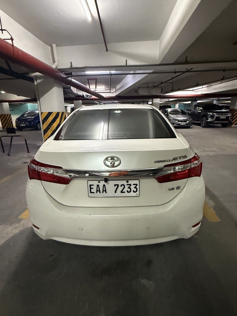 Toyota Corolla Altis 1.6 (A) (Category: Used Cars) located in San Juan City. Submitted by luigicuyugan (Listing ID 1465960611, Image 3). Description: FOR SALE ONLY - 500k slight nego 🚙 UNIT DETAILS ❗Variant: 1.6 V ❗Transmission: Automatic ❗Fuel: Gasoline ❗Mileage: 43,000 kms only ❗Color: White Pearl ❗Seating: 5-Seater ❗Not Flooded ✨ HIGHLIGHTS ✔️ 1.6L Dual VVT-i Gas Engine ✔️ Top Of The Line 1.6 V ✔️ Push Start / Smart Keyless Entry ✔️ Multifunc