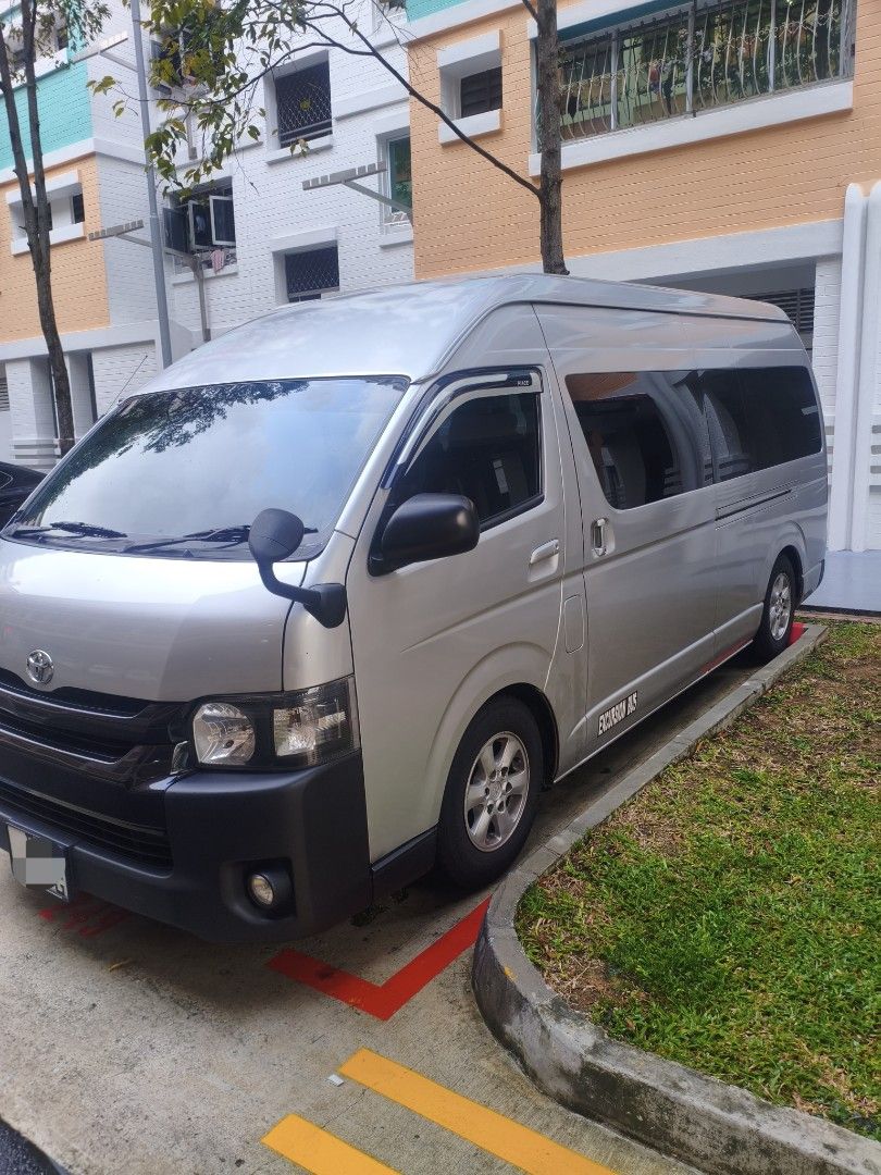 Toyota Hiace Commuter (Category: Used Commercial Vehicles for Sale) located in Singapore. Submitted by ian9669 (Listing ID 1465971892, Image 1). Description: Anyone interested in getting a combi of ur own? Full tank 60litre, mileage average near to 600km. Things changed recently: * Android player, JBL speakers. *Valve cover n seal. *Aircon compressor "still under warranty left 3mths". *Front lower arms, links, wheel bearing all changed mths back.