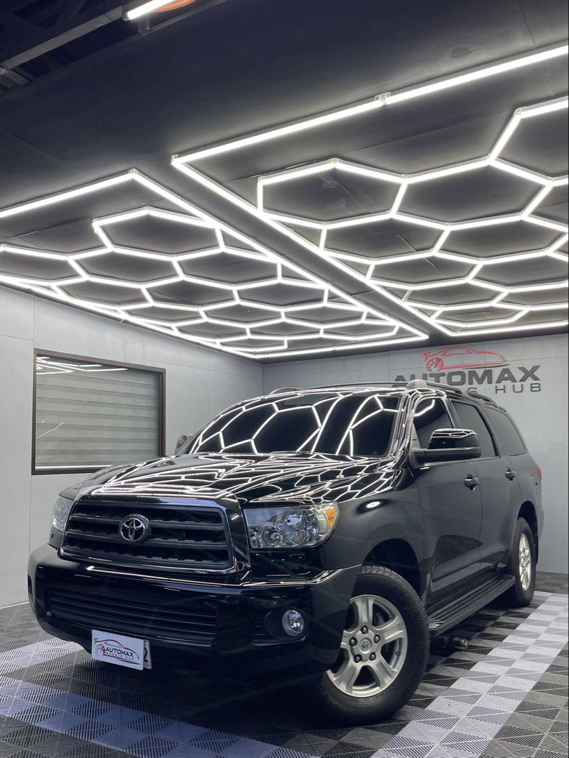 Toyota Sequoia (Category: Used Cars) located in Quezon City. Submitted by automax1120 (Listing ID 1325580922, Image 1). Description: 2015 TOYOTA SEQUIOA ₱2,588,000 Negotiable .