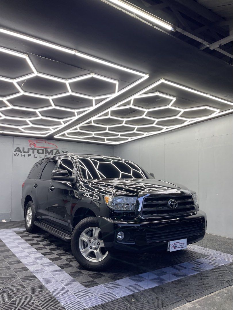 Toyota Sequoia (Category: Used Cars) located in Quezon City. Submitted by automax1120 (Listing ID 1325580922, Image 3). Description: 2015 TOYOTA SEQUIOA ₱2,588,000 Negotiable .