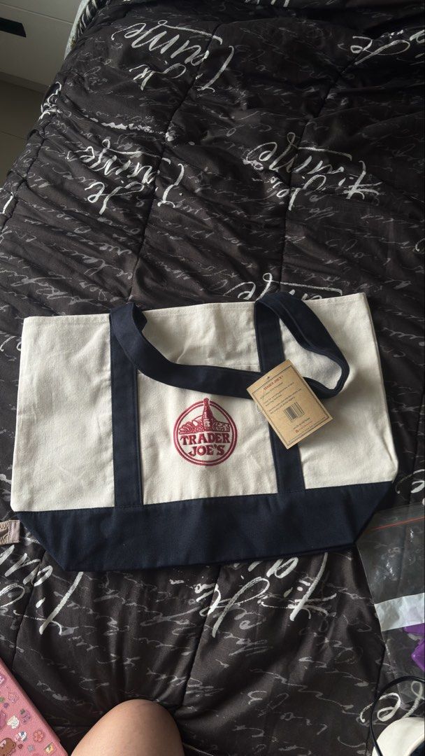 Trader Joe’s (Category: Tote Bags) located in Cavite. Submitted by allysanicole__ (Listing ID 1465960686, Image 2). Description: Authentic trader joe’s on hand :) .