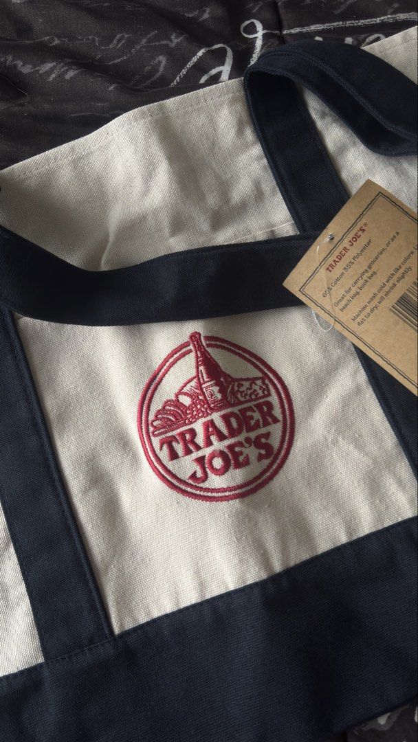 Trader Joe’s (Category: Tote Bags) located in Cavite. Submitted by allysanicole__ (Listing ID 1465960686, Image 3). Description: Authentic trader joe’s on hand :) .