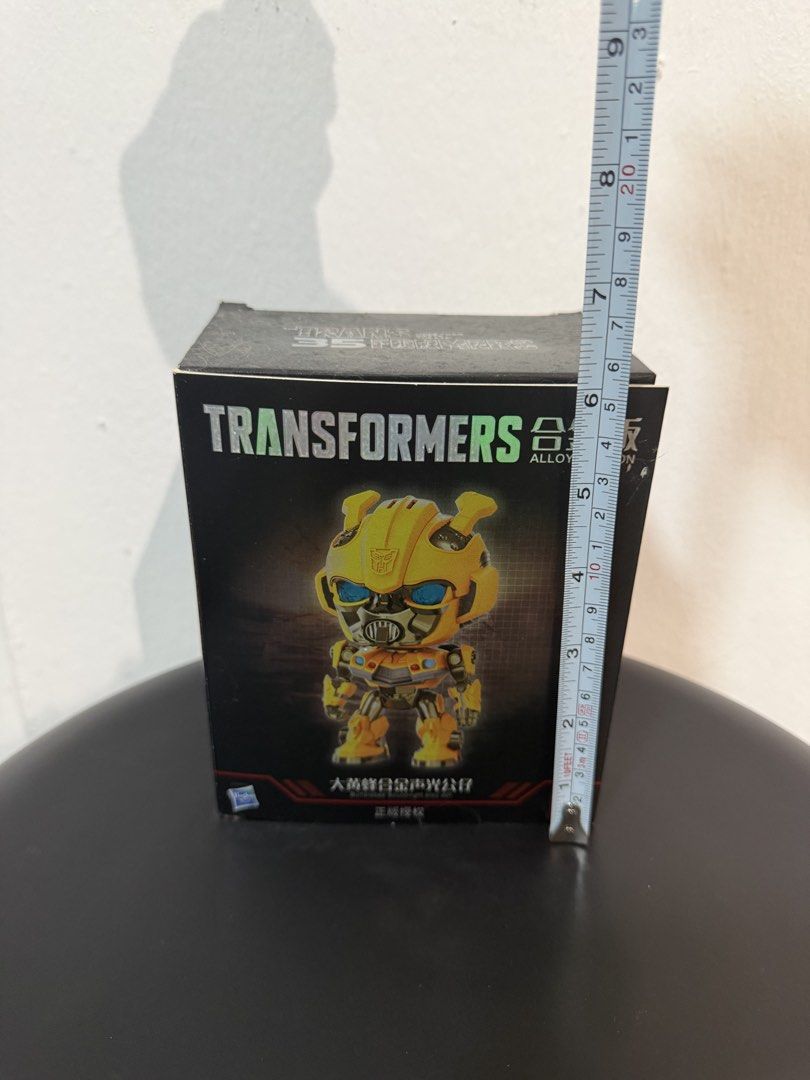 Transformers- Bumblebee (Category: Toy Figures) located in Singapore. Submitted by fily_ (Listing ID 1466107739, Image 1). Description: .
