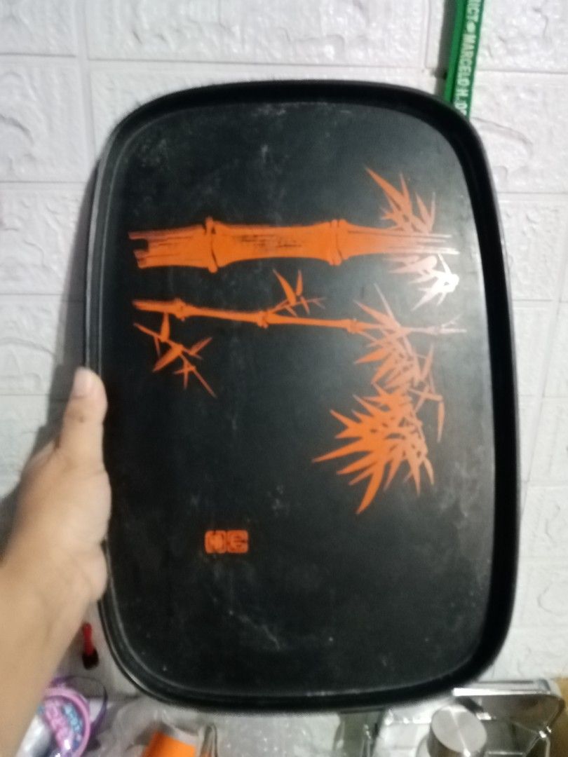 Tray bento (Category: Other Kitchenware & Tableware) located in Caloocan City. Submitted by 4kidsstore (Listing ID 1466153306, Image 1). Description: .